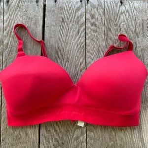 VS PINK Padded Bra 36C